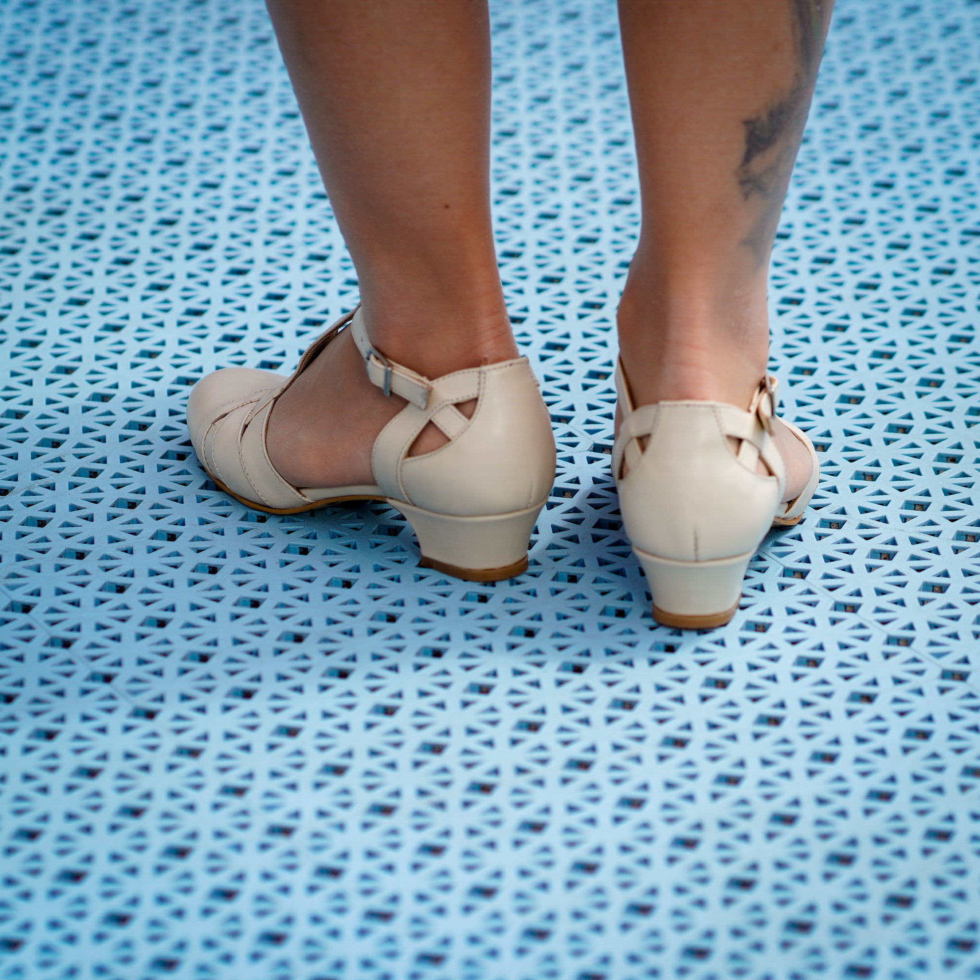 Beige Vintage Inspired Dance Shoes - Handmade Retro Swing Shoes - Berlin